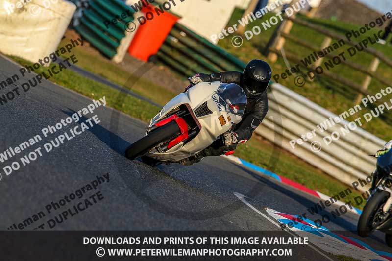 PJ Motorsport Photography 2018;enduro digital images;event digital images;eventdigitalimages;mallory park;mallory park photographs;mallory park trackday;mallory park trackday photographs;no limits trackdays;peter wileman photography;racing digital images;trackday digital images;trackday photos